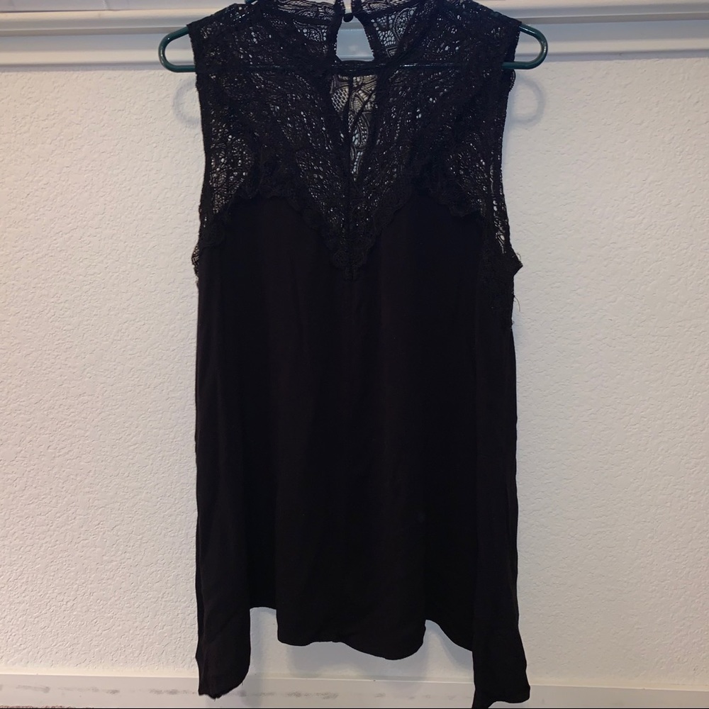 Torrid Black Lace sharkbite tank